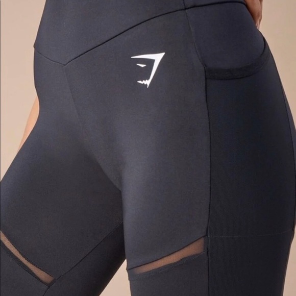 Gymshark Simply Mesh Black Leggings - Picture 7 of 8